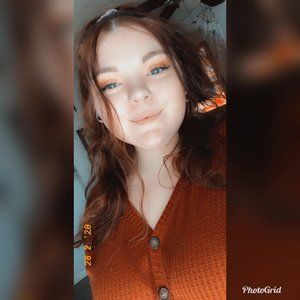 Meet your Posher, Alyssa ann